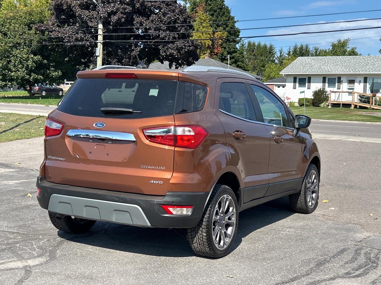 2020 Ford EcoSport Titanium AWD/LEATHER/NAV/ROOF**BELLEVILLE** Photo