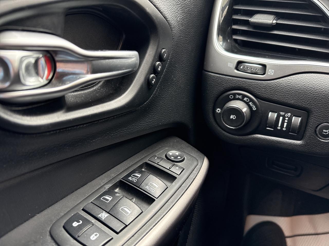 2019 Jeep Cherokee Limited Photo