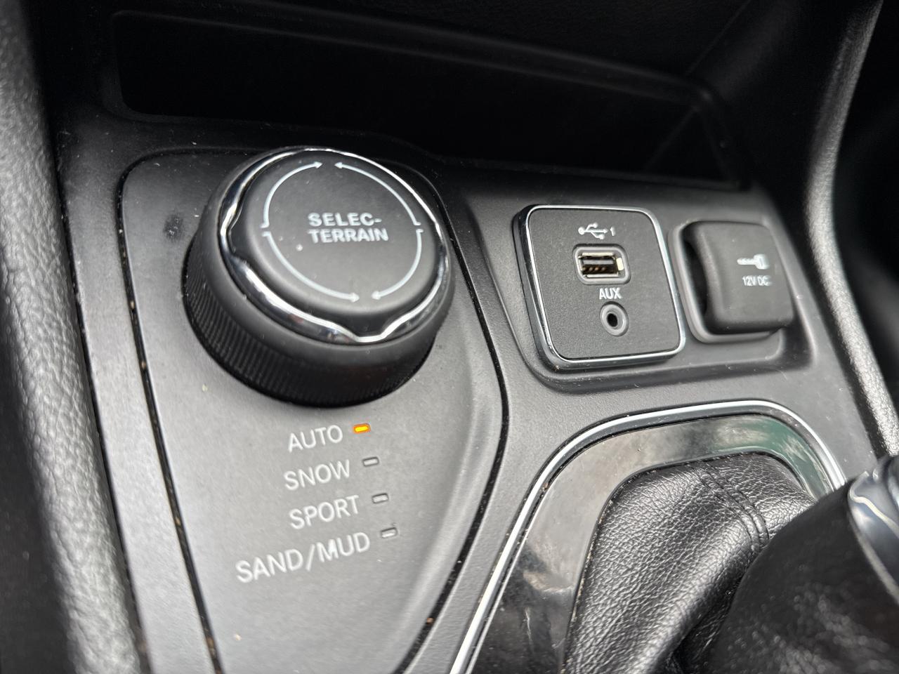 2019 Jeep Cherokee Limited Photo