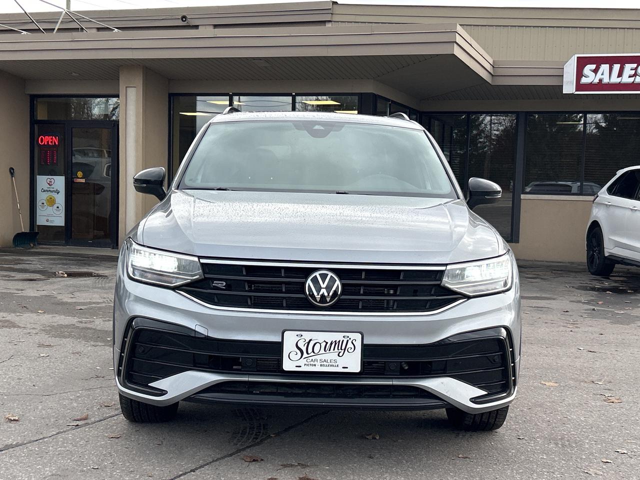 2022 Volkswagen Tiguan Comfortline R-Line Black Edition ** BELLEVILLE** Photo