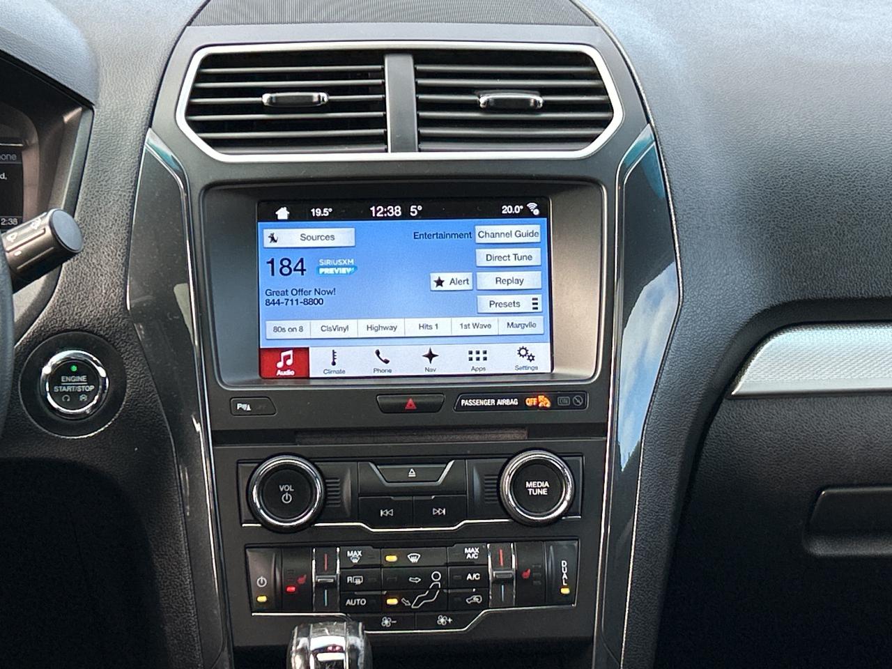 2017 Ford Explorer XLT LEATHER/NAV/PANO ROOF CALL PICTON 181K KM'S Photo