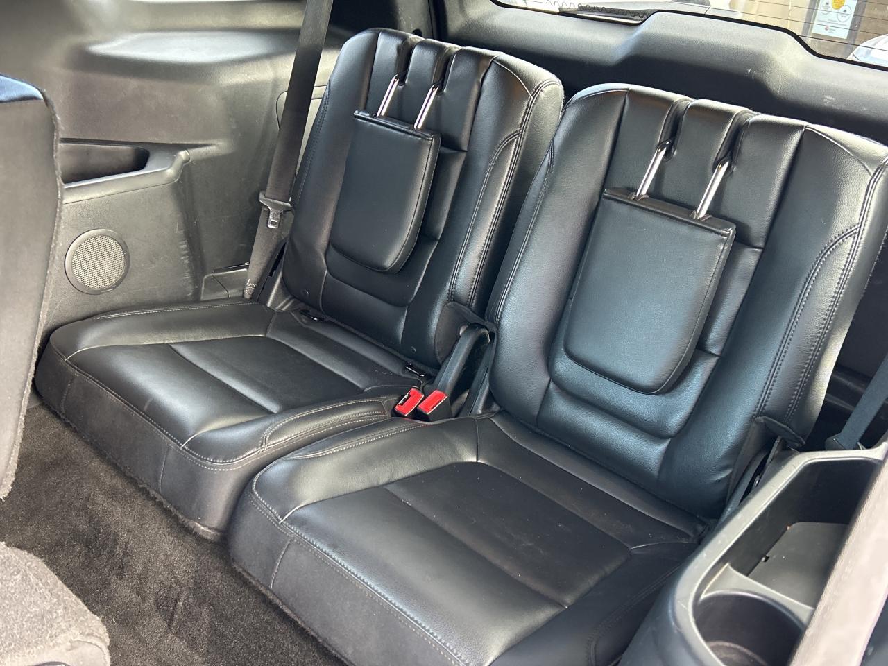 2017 Ford Explorer XLT LEATHER/NAV/PANO ROOF CALL PICTON 181K KM'S Photo