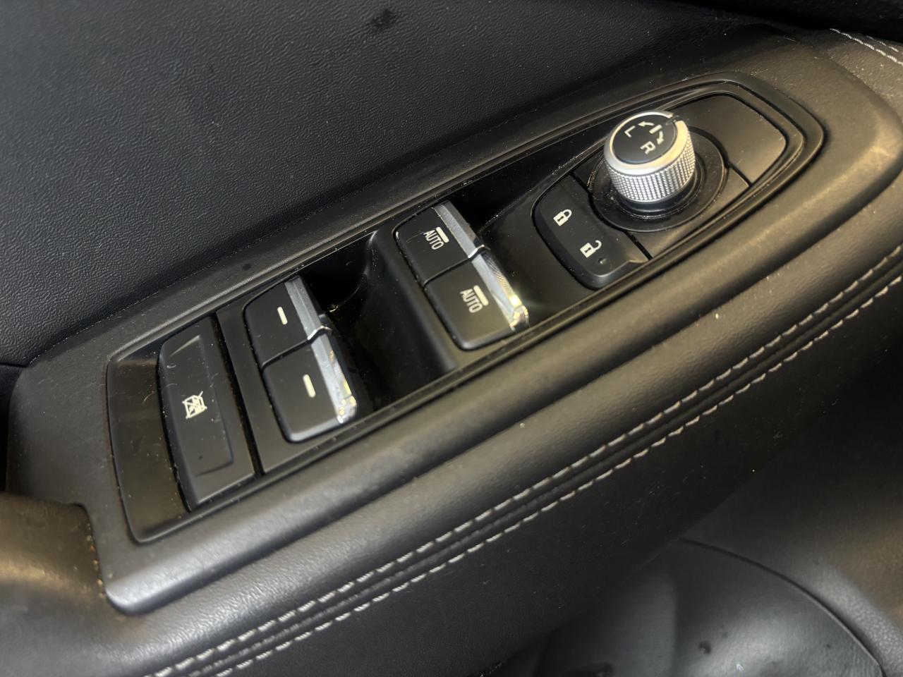 2020 Subaru Forester LIMITED   ONE OWNER   2 SETS OF RIMS/TIRES   NAVI Photo