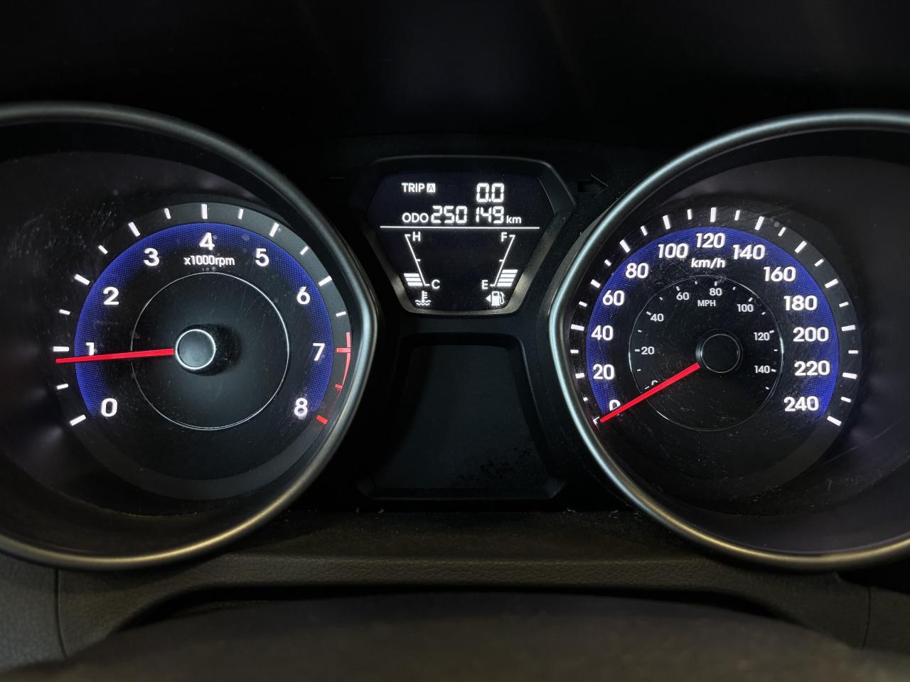 2012 Hyundai Elantra GL   CLEAN CARFAX   MANUAL   SOLD ASIS   BLUETOOTH Photo