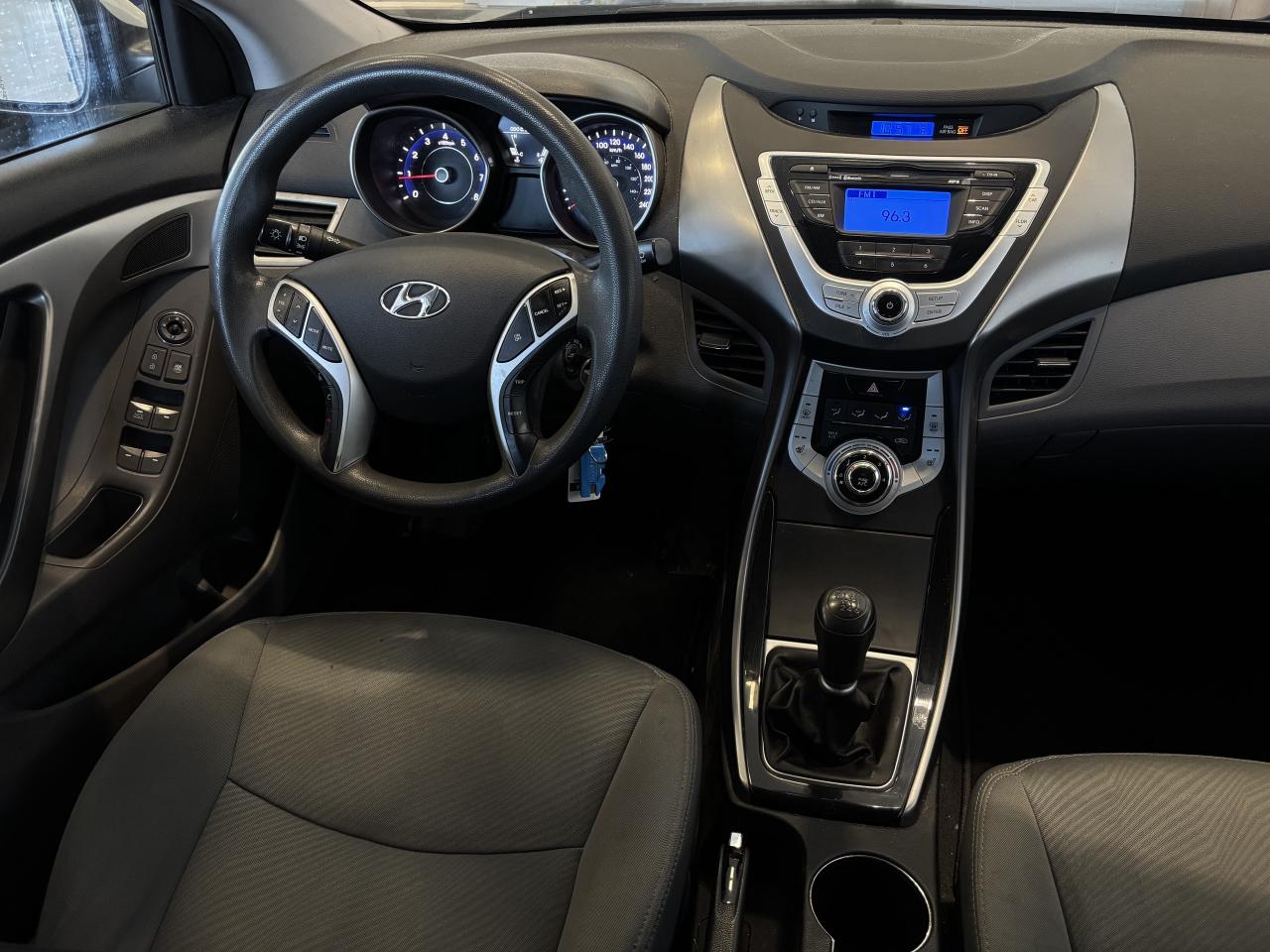 2012 Hyundai Elantra GL   CLEAN CARFAX   MANUAL   SOLD ASIS   BLUETOOTH Photo