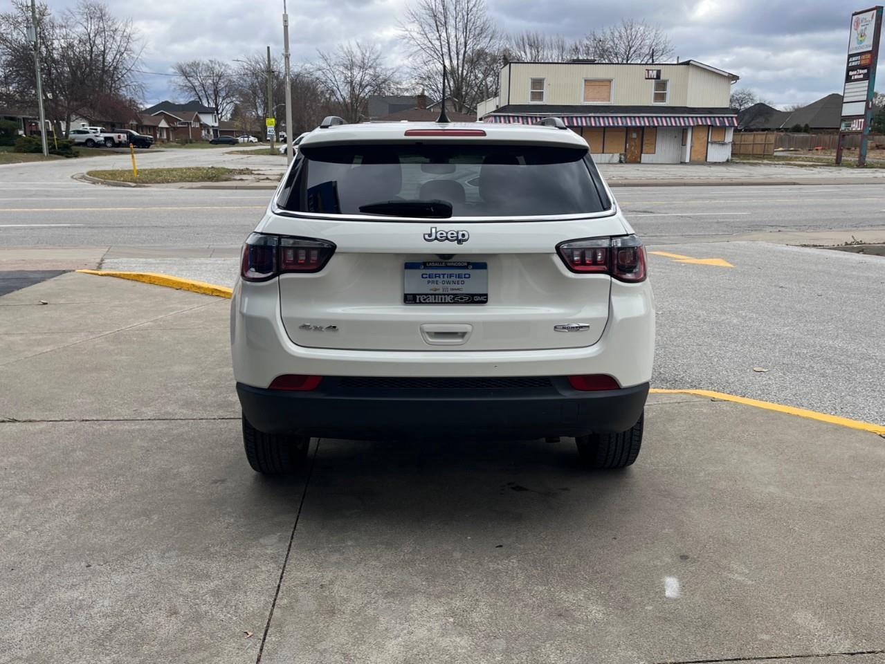2021 Jeep Compass NORTH LOCAL TRADE FOUR WHEEL FUN! Photo