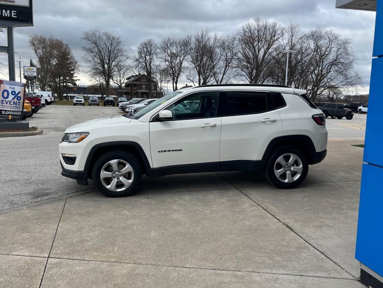 2021 Jeep Compass NORTH LOCAL TRADE FOUR WHEEL FUN! Photo