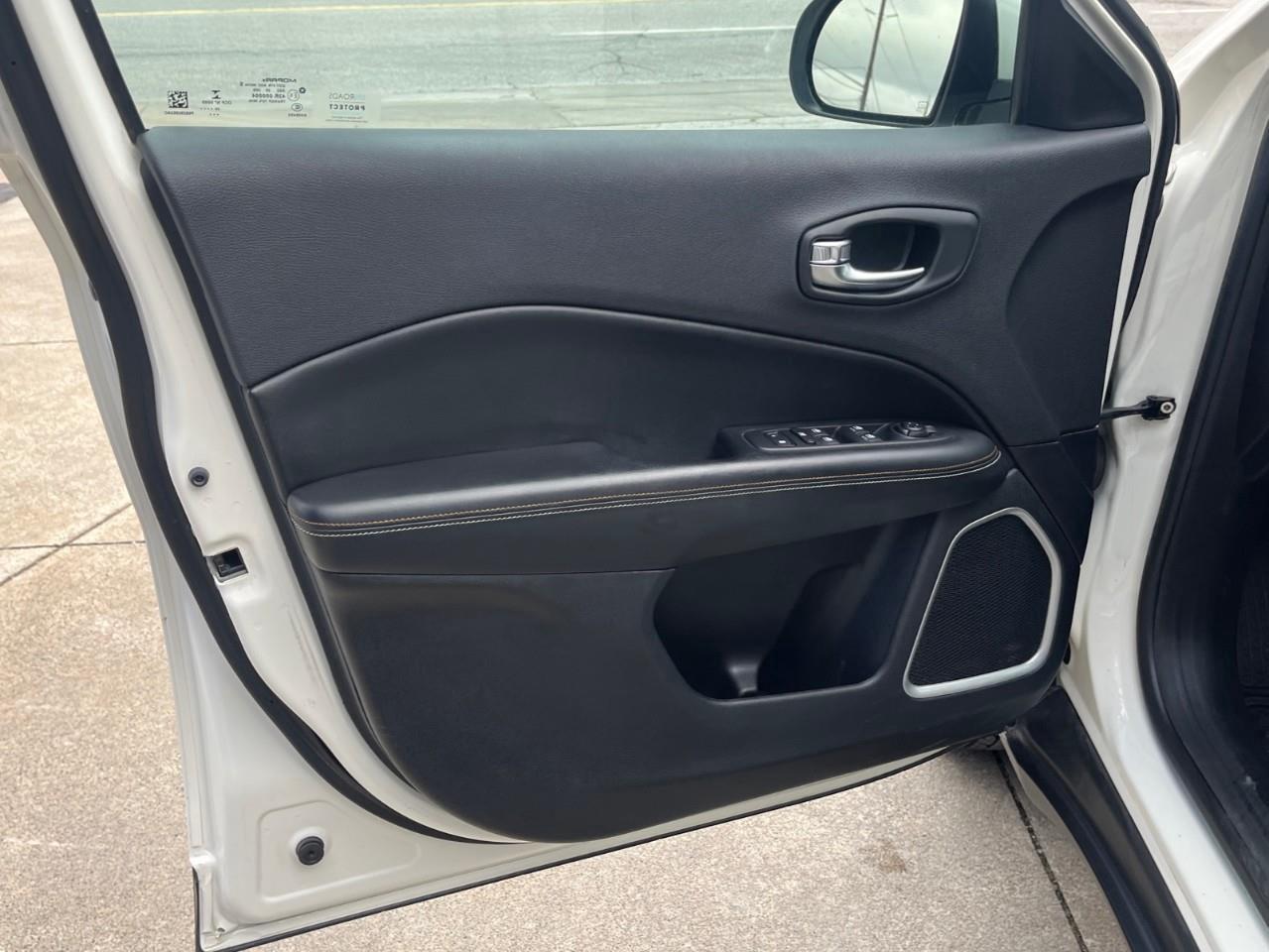 2021 Jeep Compass NORTH LOCAL TRADE FOUR WHEEL FUN! Photo