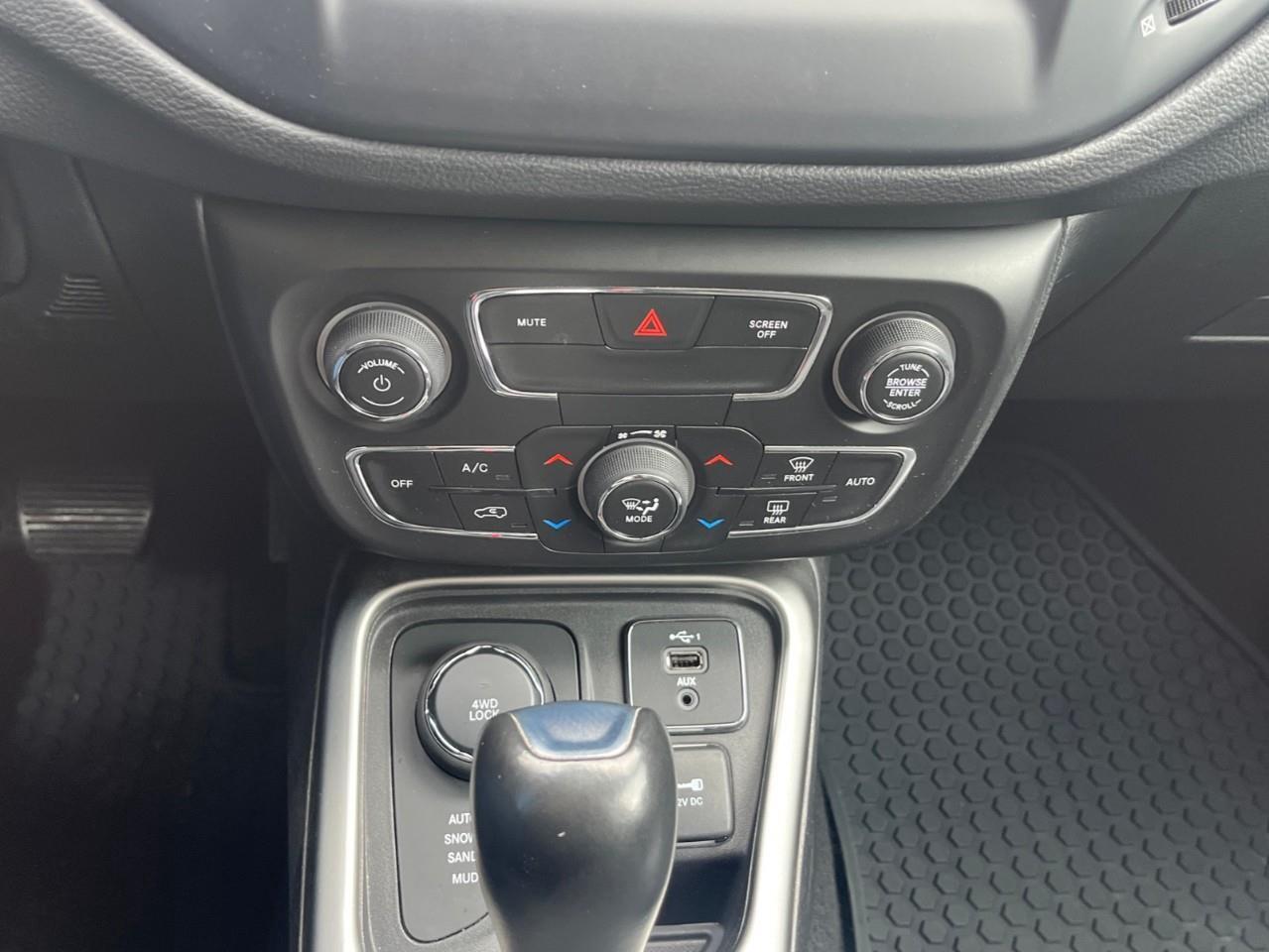 2021 Jeep Compass NORTH LOCAL TRADE FOUR WHEEL FUN! Photo