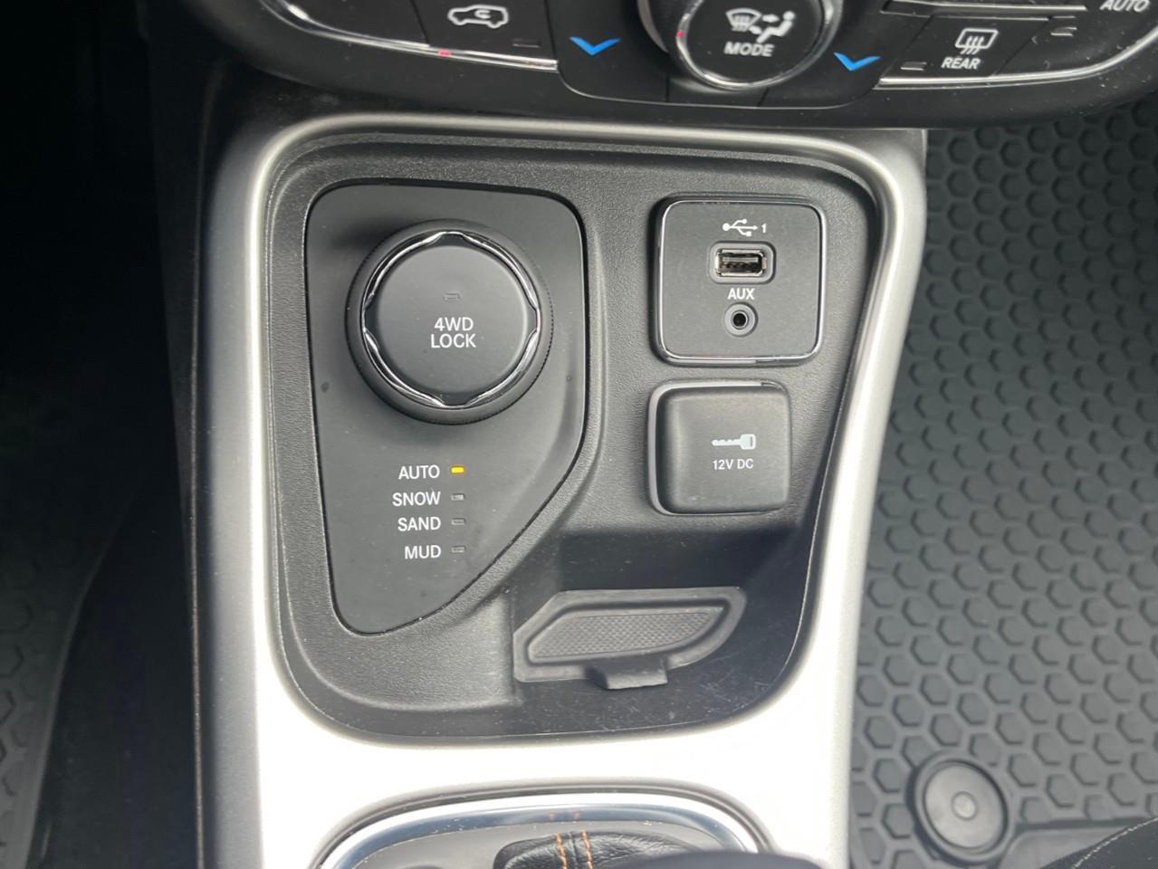 2021 Jeep Compass NORTH LOCAL TRADE FOUR WHEEL FUN! Photo