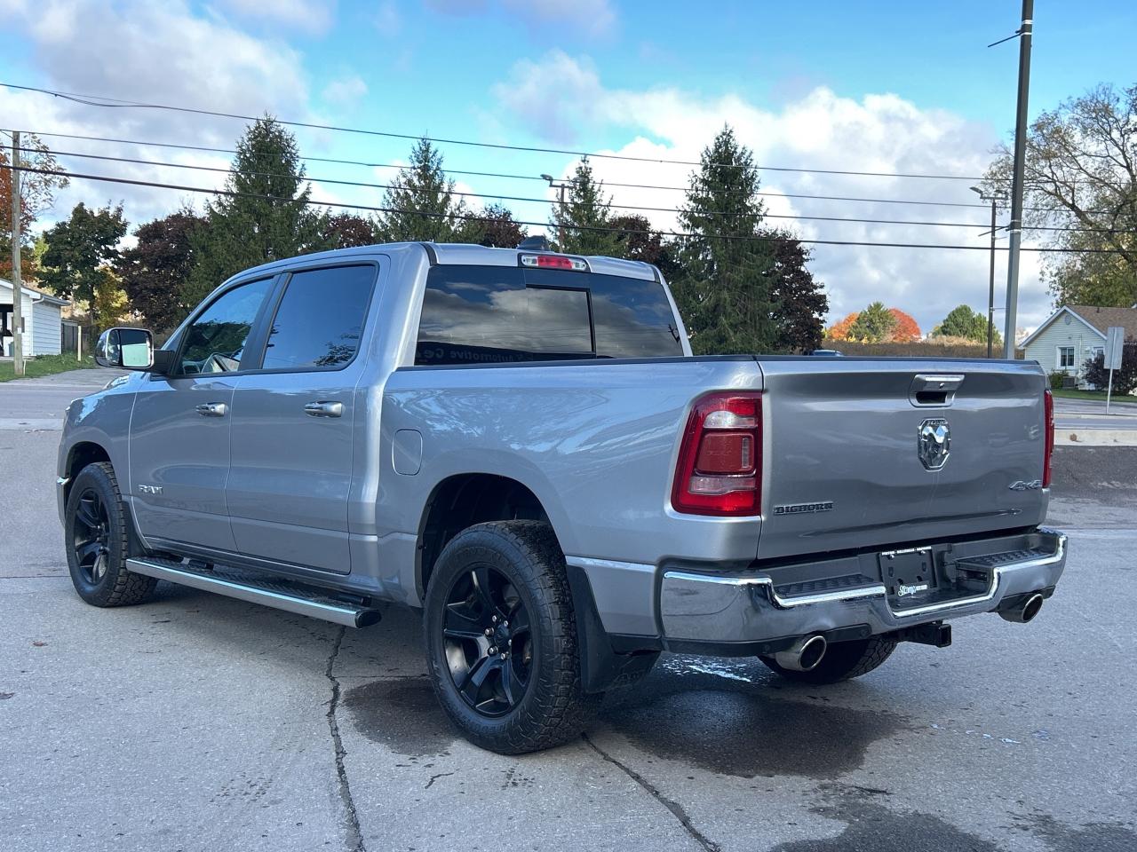 2019 RAM 1500 Big Horn 5.7L/4X4/NAV/REMOTE START CALL NAPANEE Photo