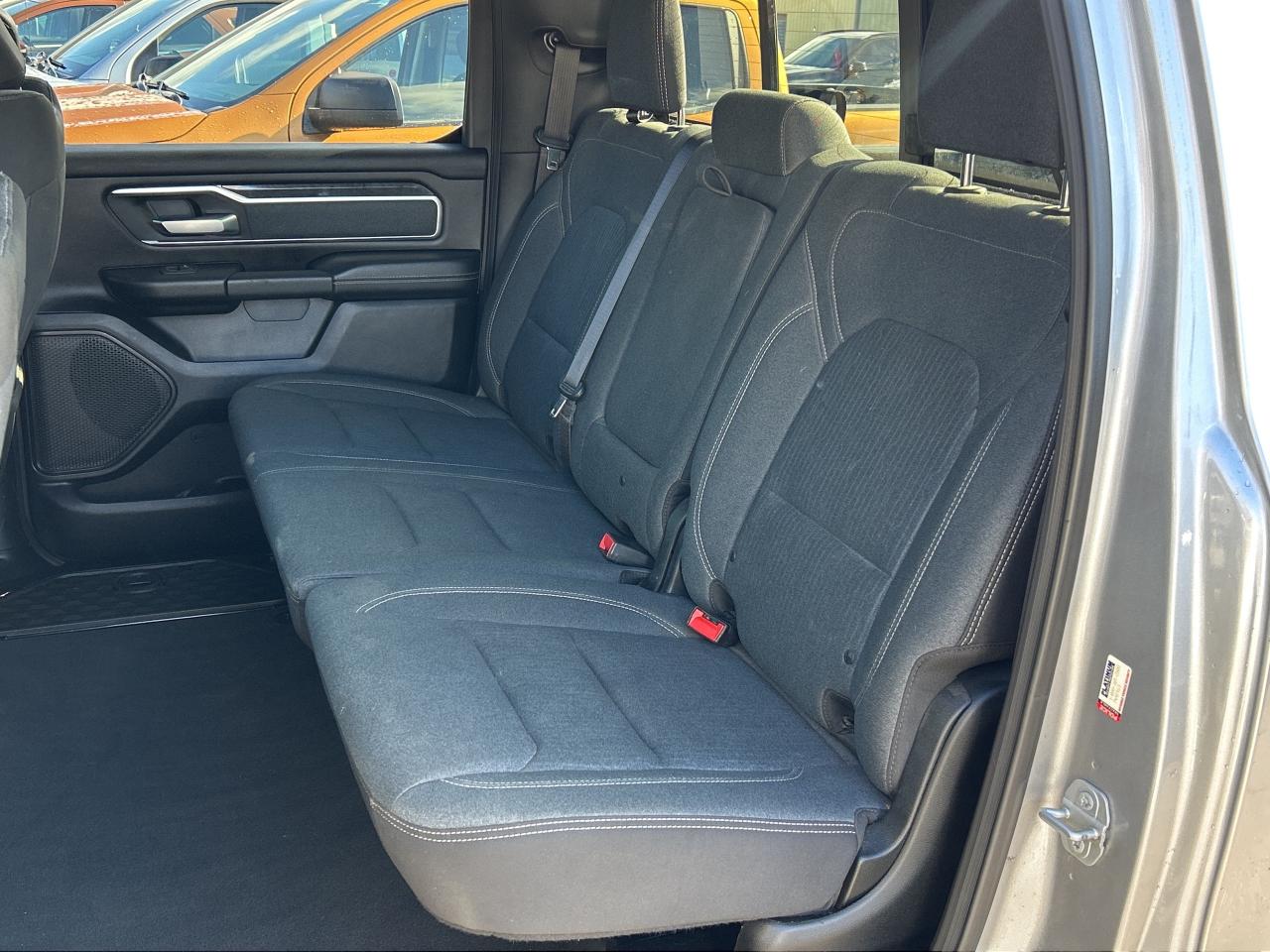 2019 RAM 1500 Big Horn 5.7L/4X4/NAV/REMOTE START CALL NAPANEE Photo