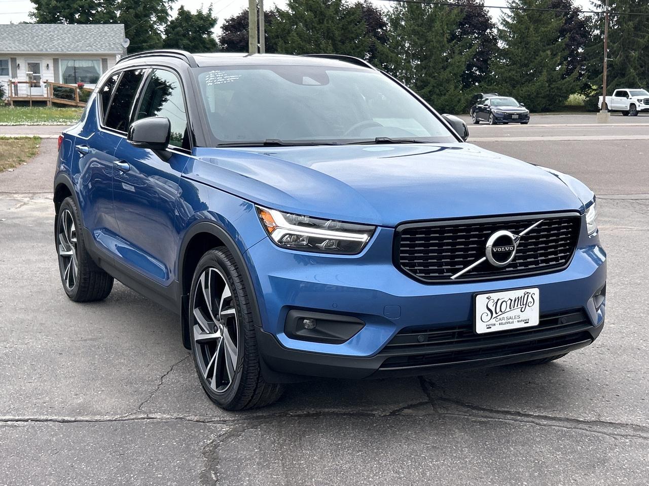 2021 Volvo XC40 R-Design NAV/PANO ROOF **CALL 613-961-8848 Photo