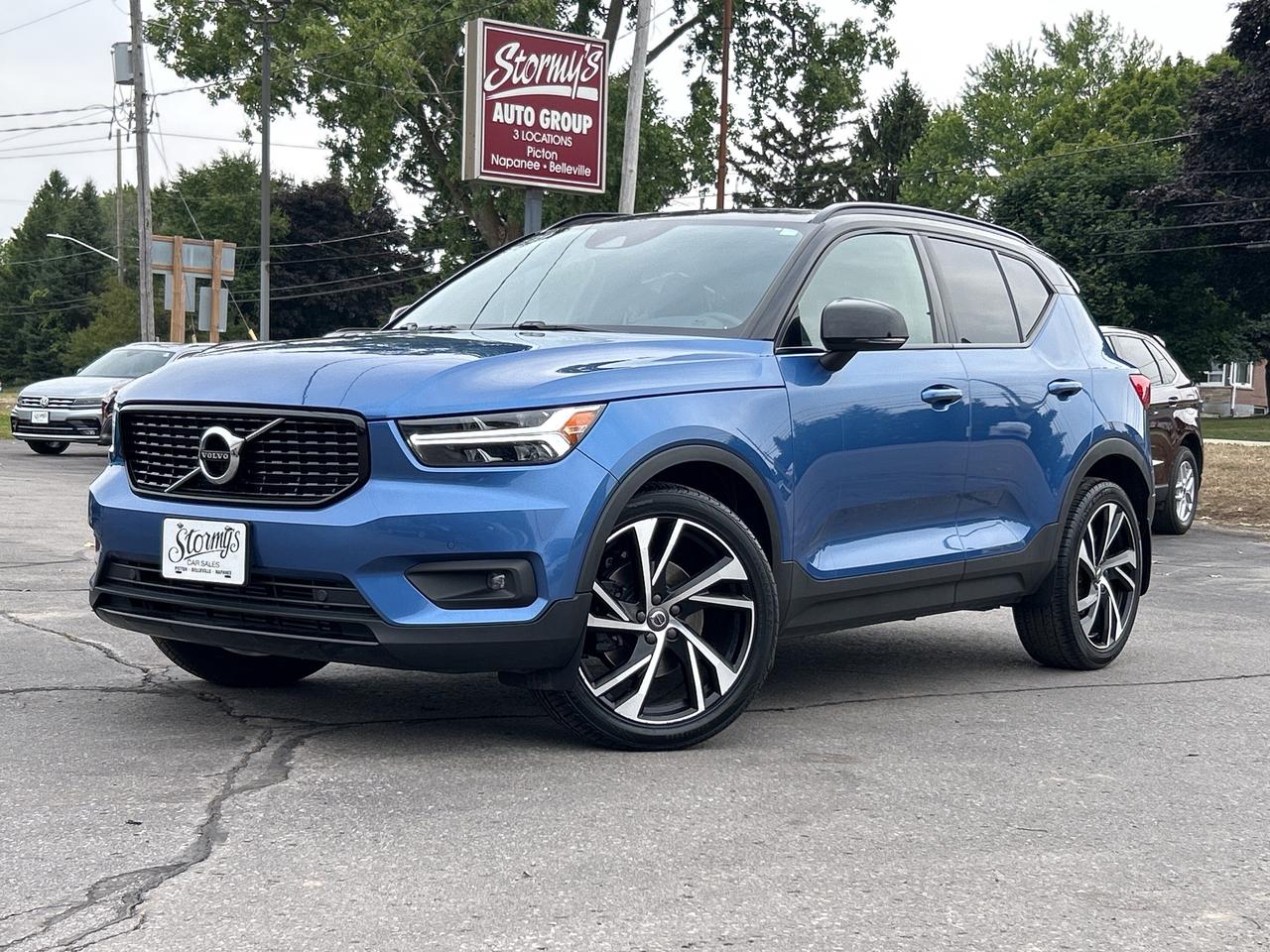 2021 Volvo XC40 R-Design NAV/PANO ROOF **CALL 613-961-8848 Photo