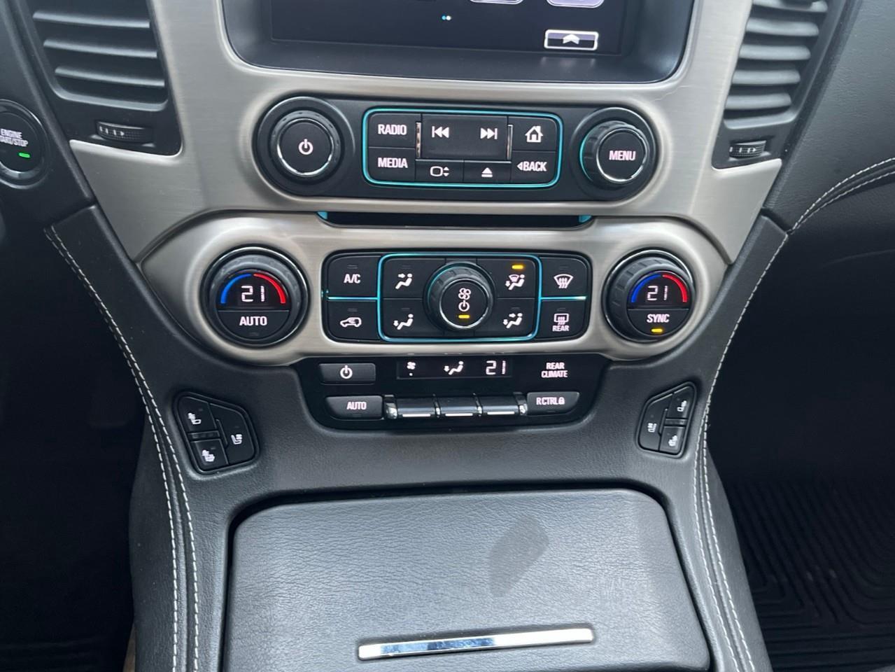 2019 GMC Yukon DENALI LOADED LOCAL TRADE Photo