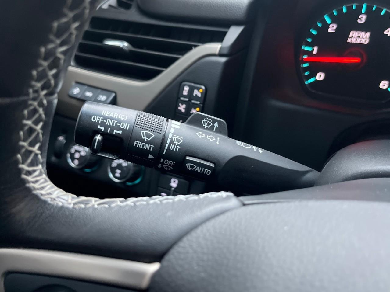 2019 GMC Yukon DENALI LOADED LOCAL TRADE Photo