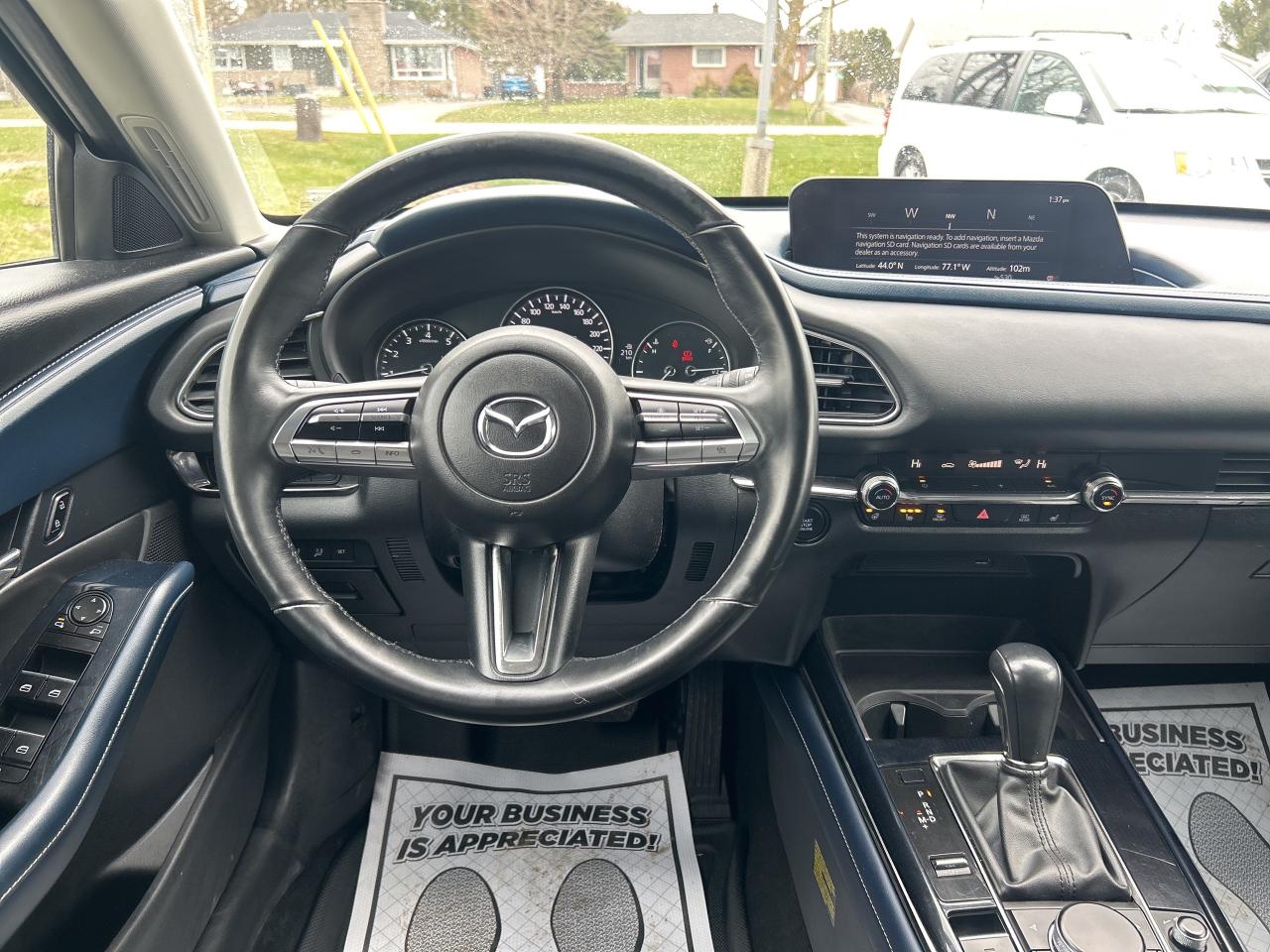 2021 Mazda CX-30 GS AWD/SUNROOF/H.LEATHER  **CALL 613-961-8848 Photo