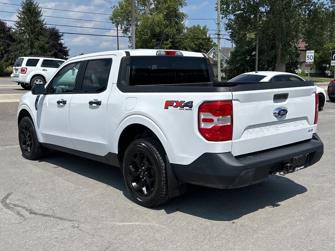 2023 Ford Maverick FX4 4x4 CALL NAPANEE 613-354-2100 Photo2