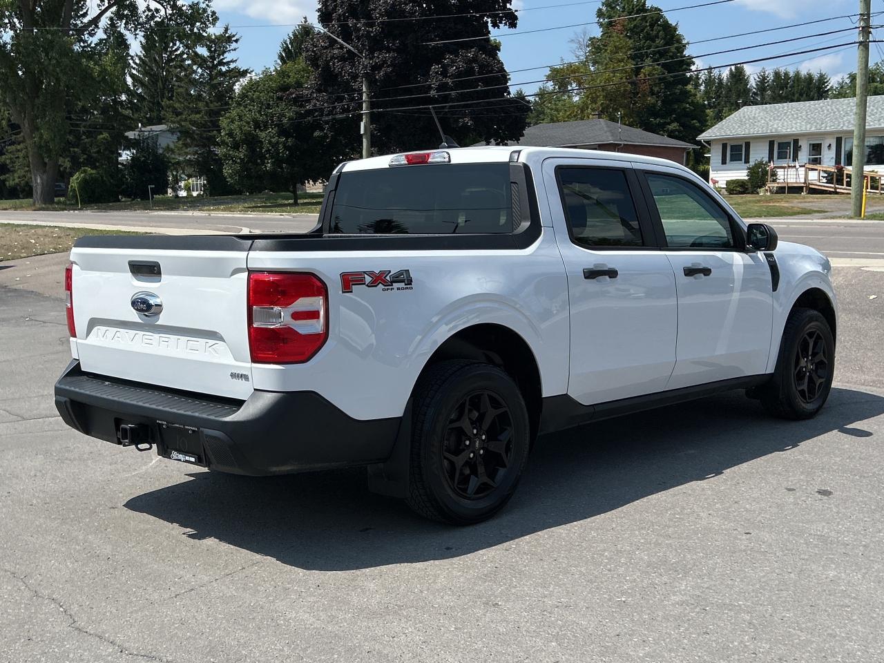 2023 Ford Maverick FX4 4x4 CALL NAPANEE 613-354-2100 Photo4