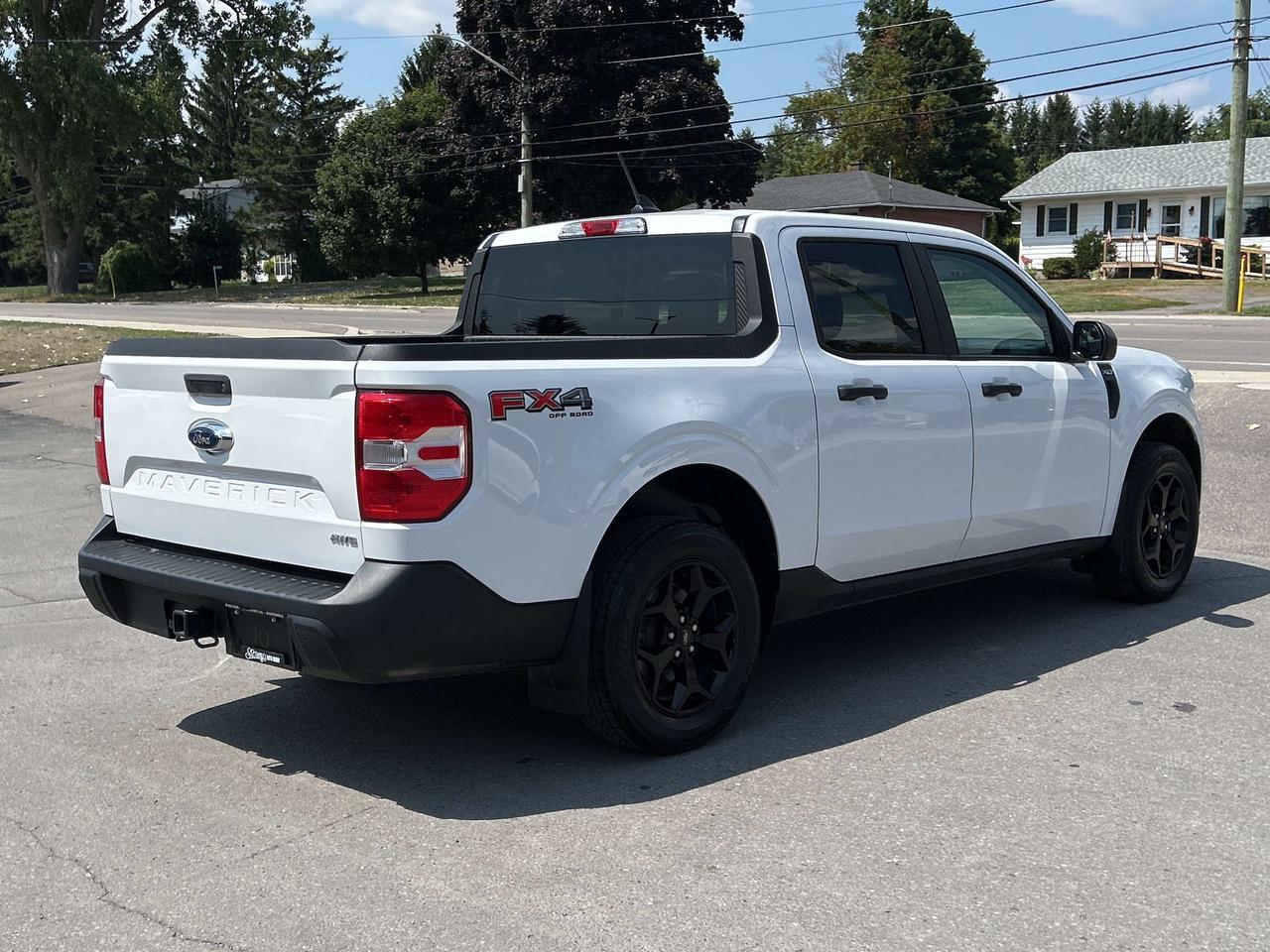 2023 Ford Maverick FX4 4x4 CALL NAPANEE 613-354-2100 Photo