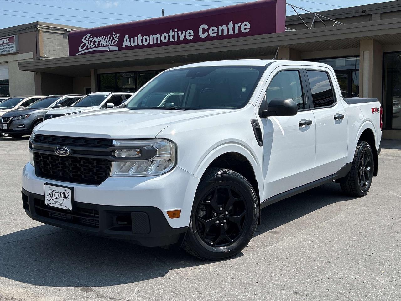 2023 Ford Maverick FX4 4x4 CALL NAPANEE 613-354-2100 Photo