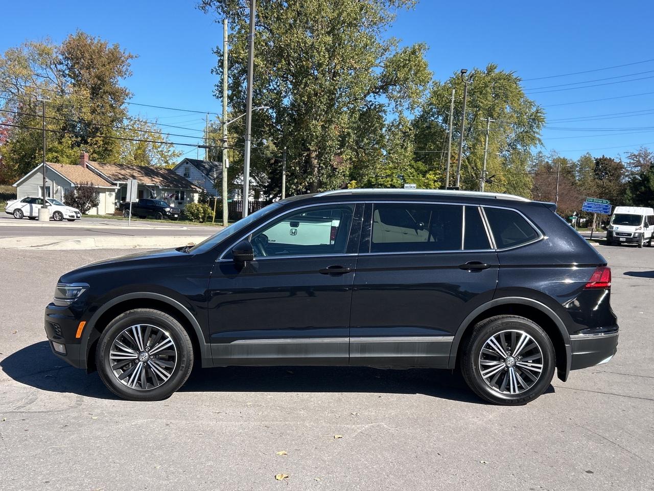2020 Volkswagen Tiguan Highline LEATHER/AWD/NAV/PANO ROOF CALL PICTON Photo