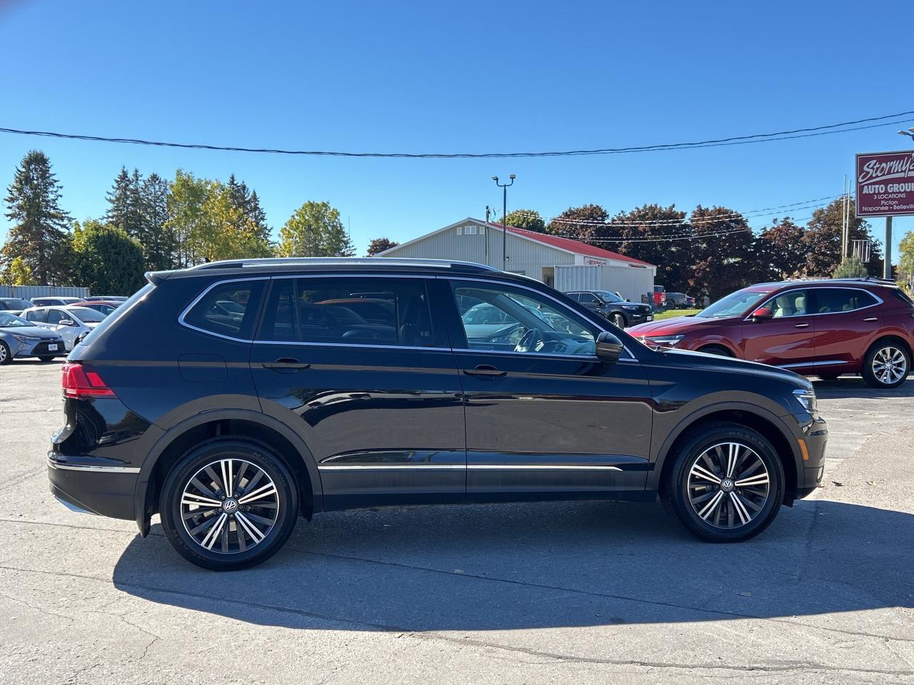 2020 Volkswagen Tiguan Highline LEATHER/AWD/NAV/PANO ROOF CALL PICTON Photo