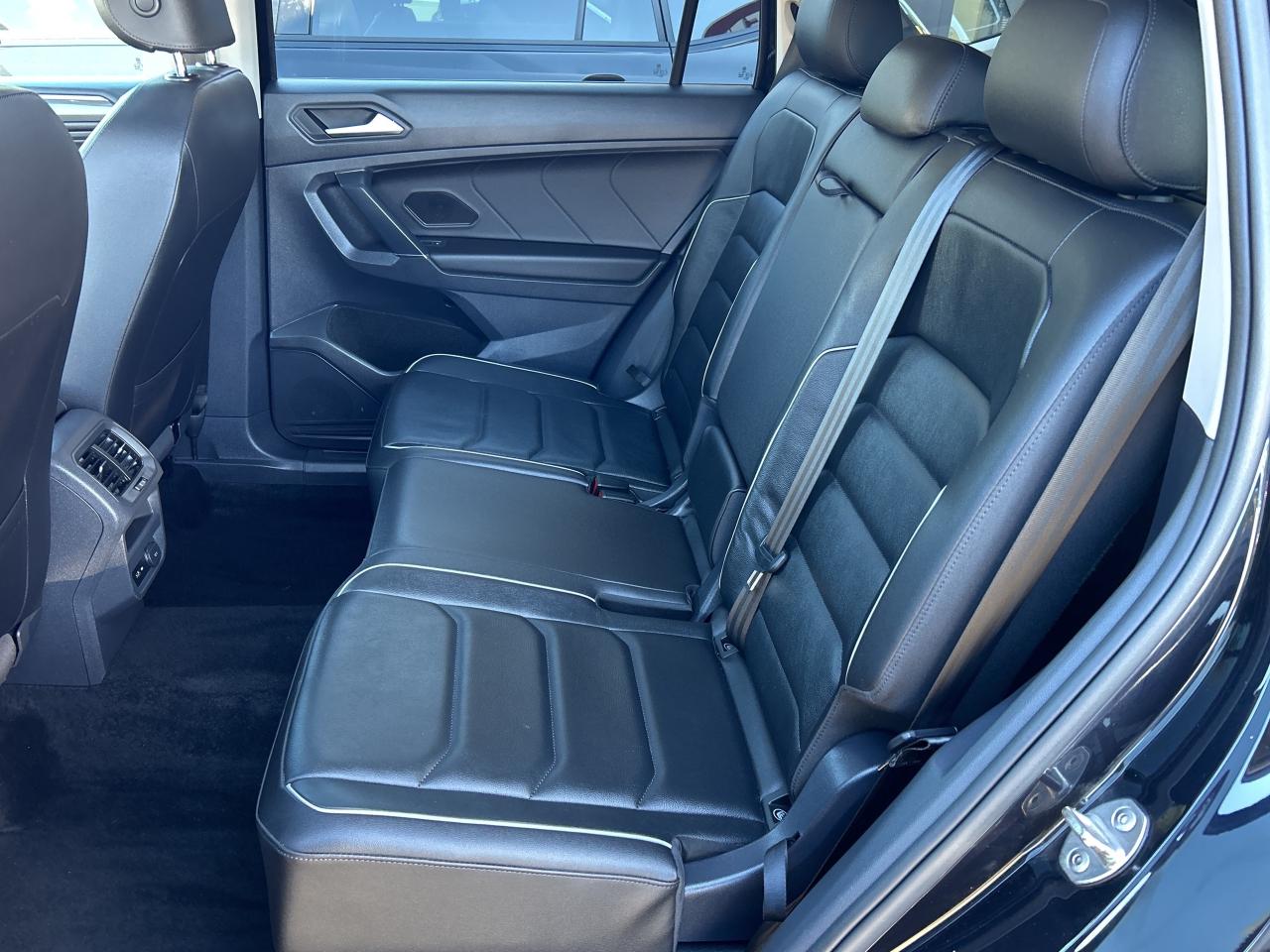 2020 Volkswagen Tiguan Highline LEATHER/AWD/NAV/PANO ROOF CALL PICTON Photo