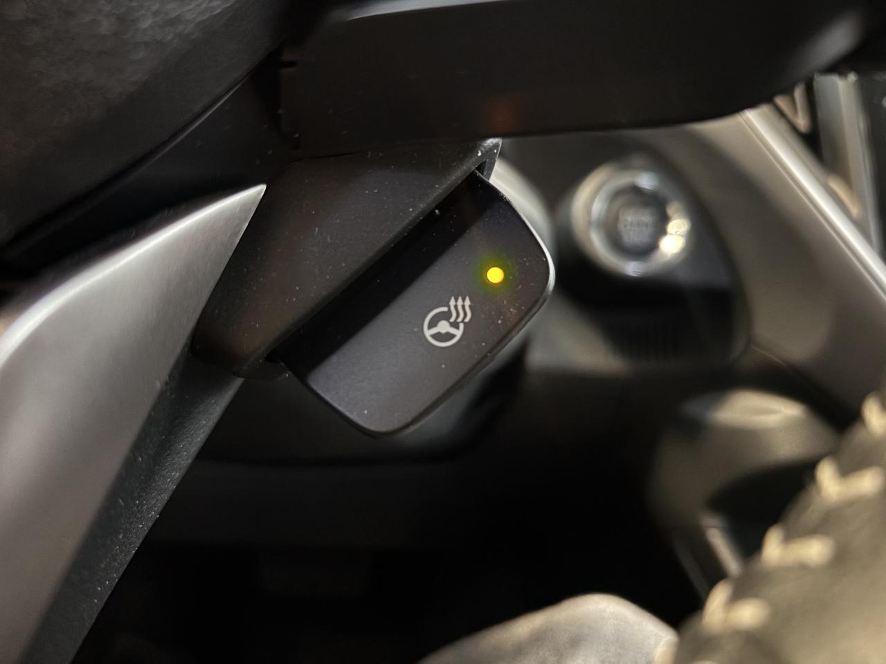 2025 Subaru Crosstrek TOURING AWD   DEALER DEMO   CLEAN CARFAX   CARPLAY Photo