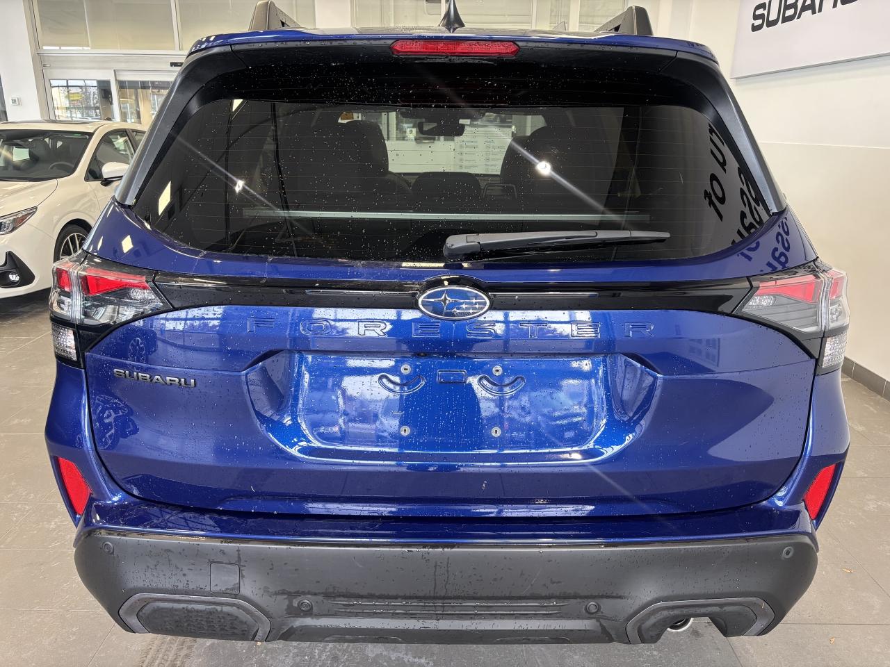 2025 Subaru Forester LIMITED   DEALER DEMO   CLEAN CARFAX  NAVI SUNROOF Photo
