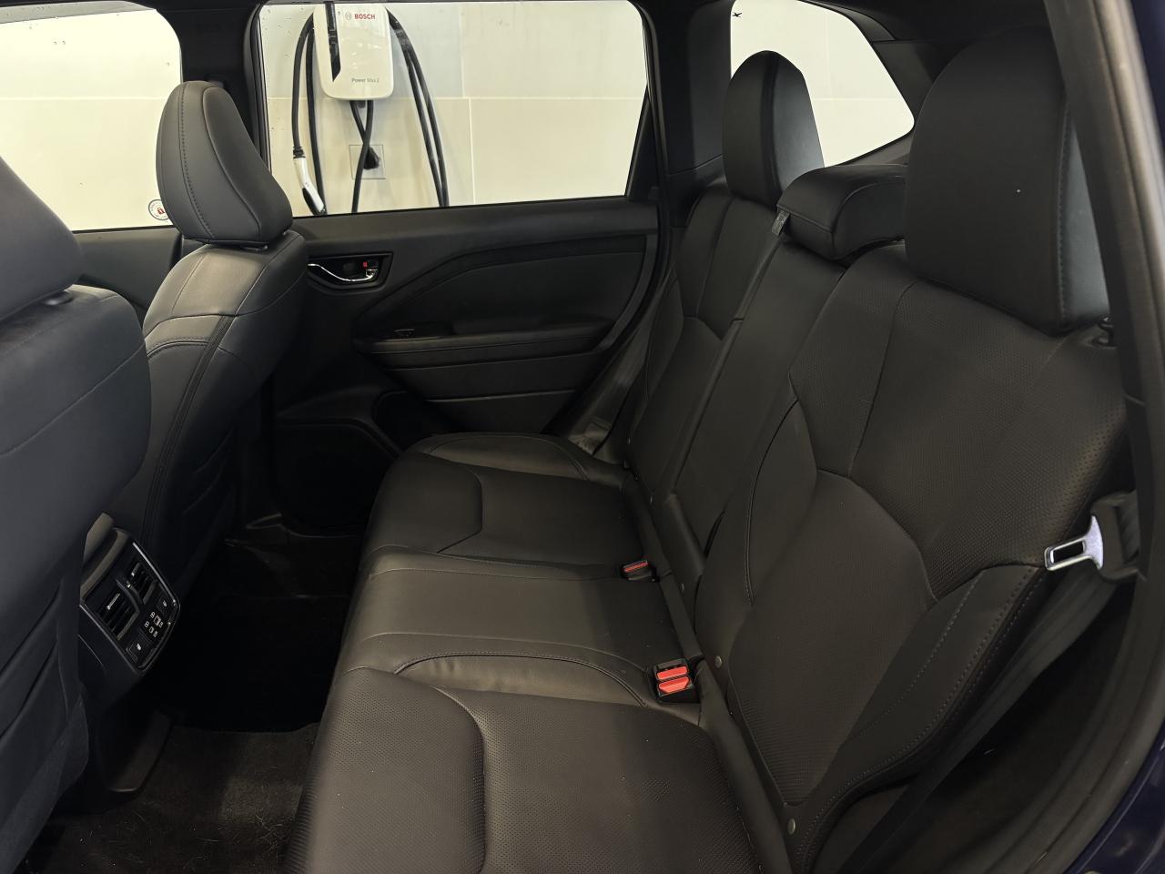 2025 Subaru Forester LIMITED   DEALER DEMO   CLEAN CARFAX  NAVI SUNROOF Photo