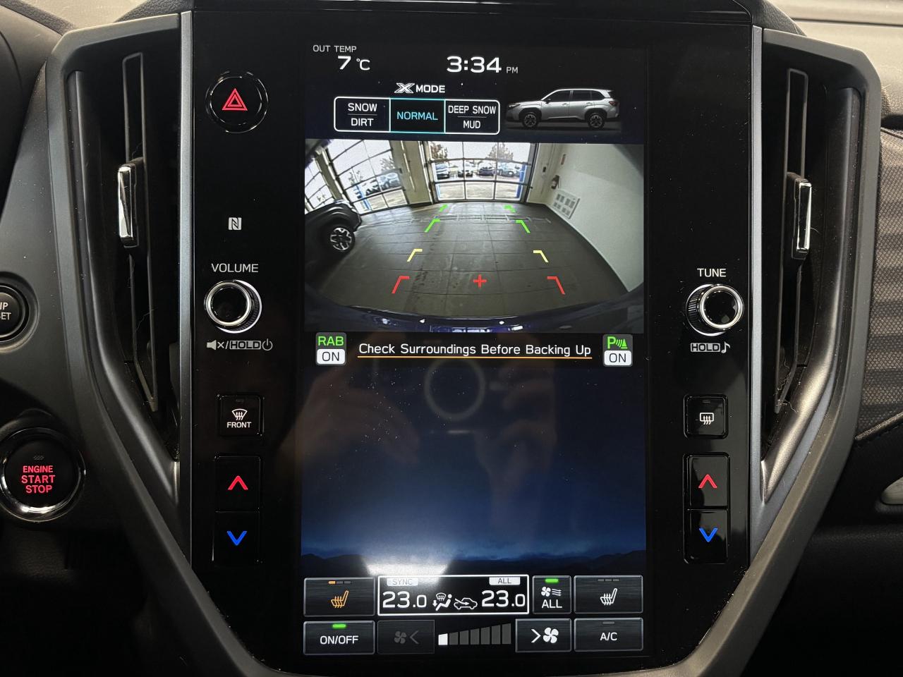 2025 Subaru Forester LIMITED   DEALER DEMO   CLEAN CARFAX  NAVI SUNROOF Photo