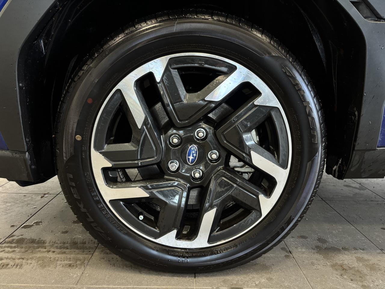 2025 Subaru Forester LIMITED   DEALER DEMO   CLEAN CARFAX  NAVI SUNROOF Photo