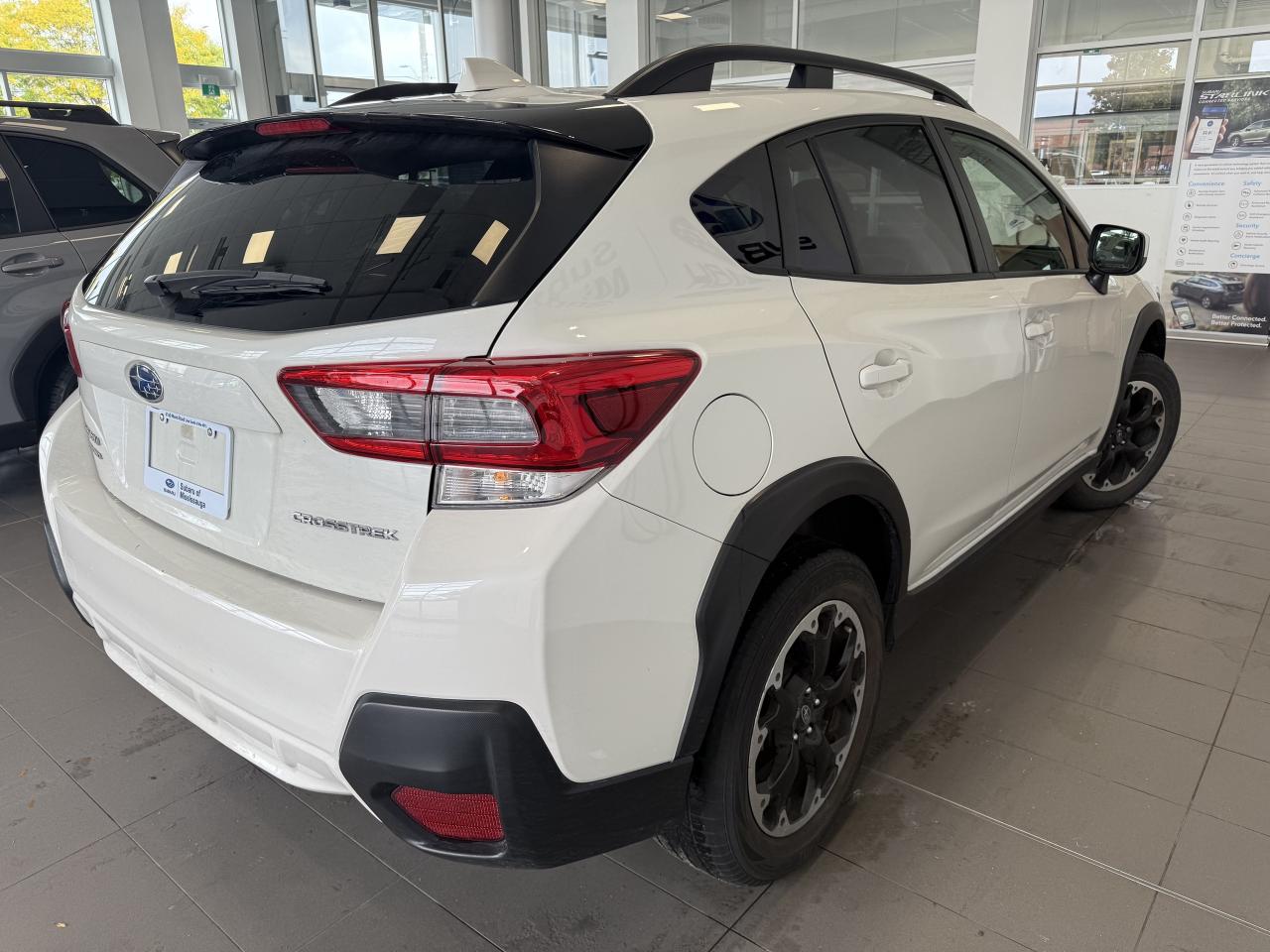 2022 Subaru Crosstrek TOURING   ONE OWNER   HEATED FRONT SEATS   CARPLAY Photo