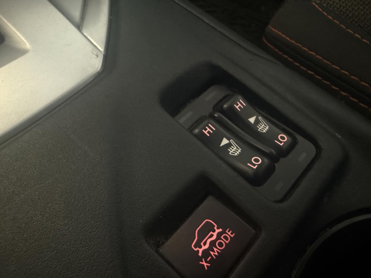 2022 Subaru Crosstrek TOURING   ONE OWNER   HEATED FRONT SEATS   CARPLAY Photo