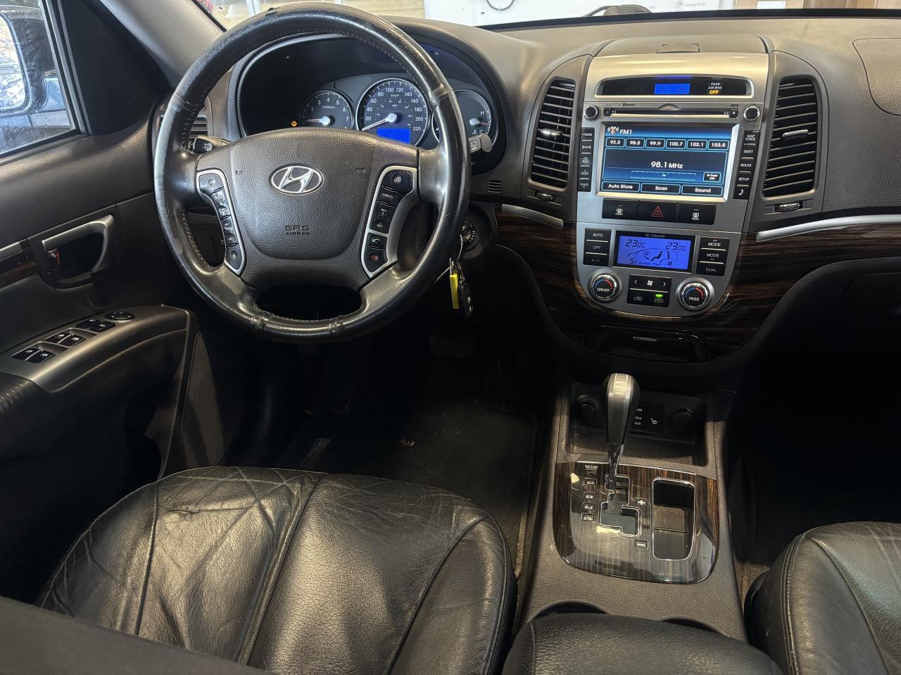 2010 Hyundai Santa Fe LIMITED   CLEAN CARFAX  SOLD ASIS LEATHER  SUNROOF Photo