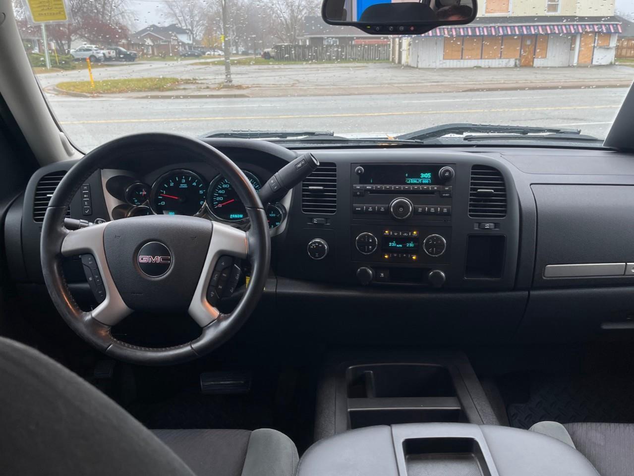 2009 GMC Sierra 1500 SLE 4WD CREW CAB TIME CAPSULE Photo