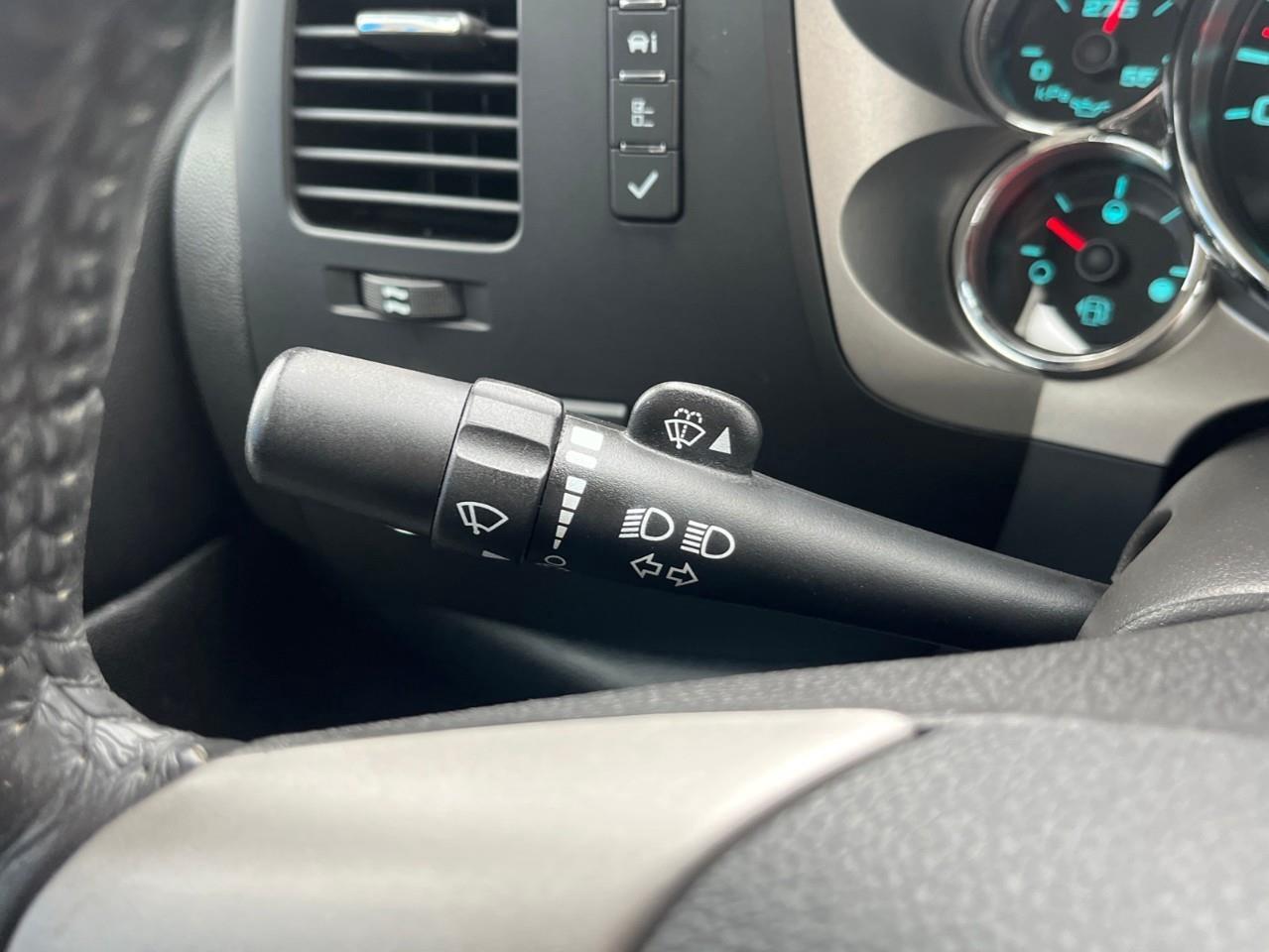 2009 GMC Sierra 1500 SLE 4WD CREW CAB TIME CAPSULE Photo