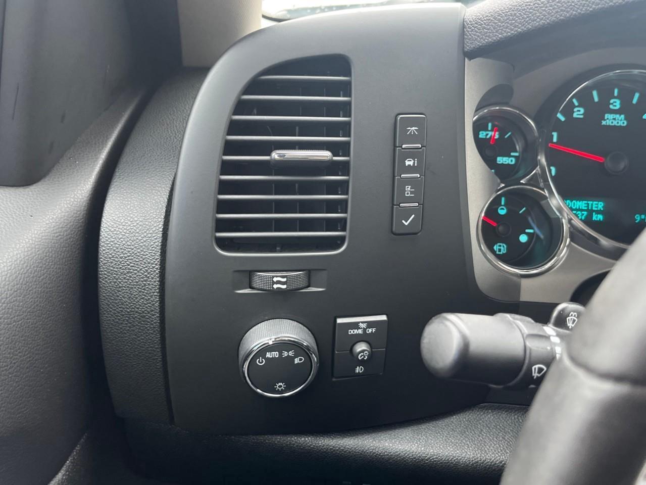 2009 GMC Sierra 1500 SLE 4WD CREW CAB TIME CAPSULE Photo