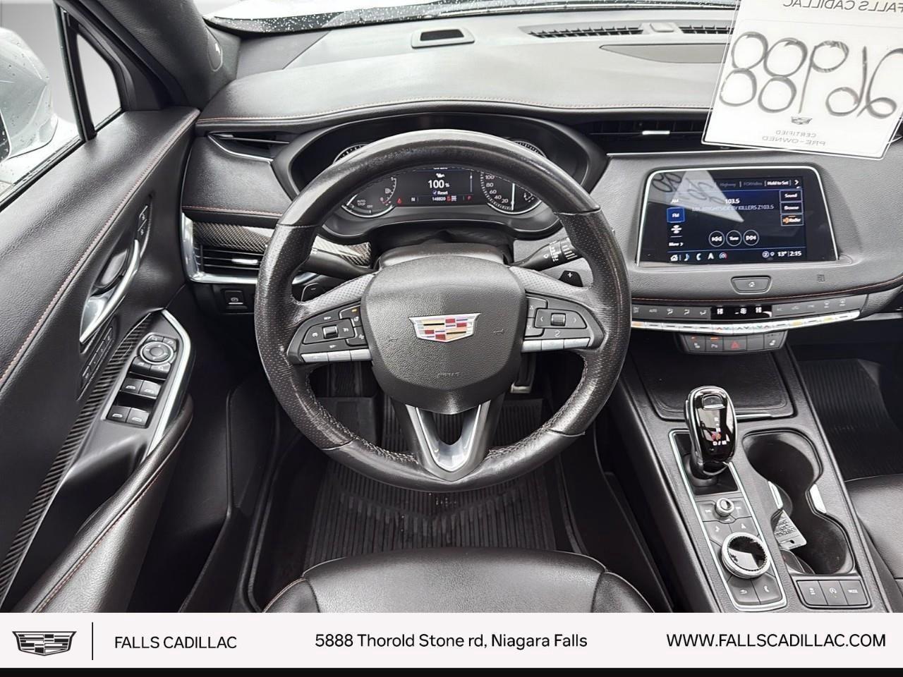 2021 Cadillac XT4 Sport PANO ROOF,NAV,20'S Photo