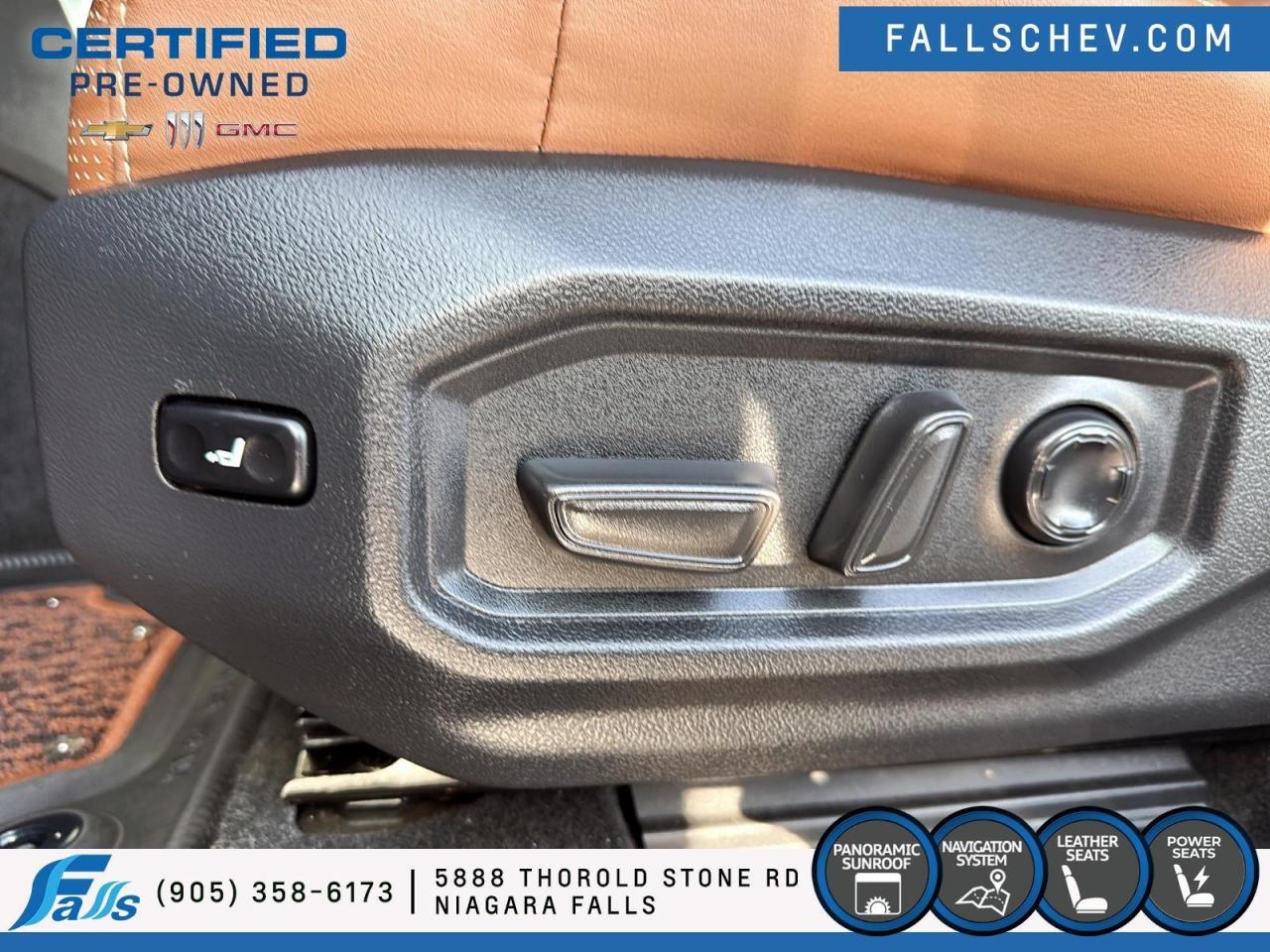 2022 Toyota Tundra Platinum PLATINUM,1794,PANO ROOF,LEATHER Photo