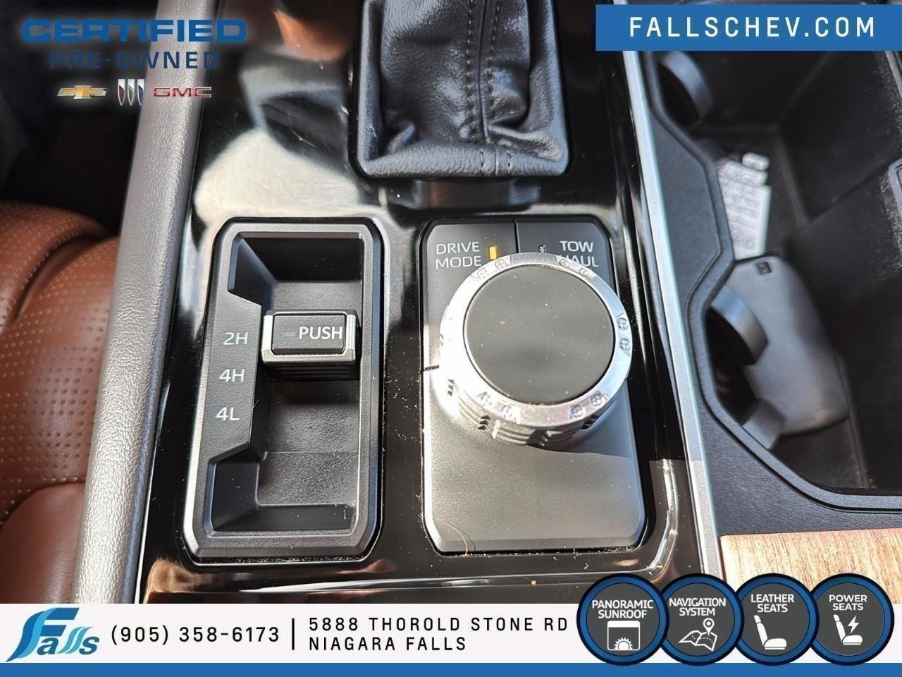 2022 Toyota Tundra Platinum PLATINUM,1794,PANO ROOF,LEATHER Photo