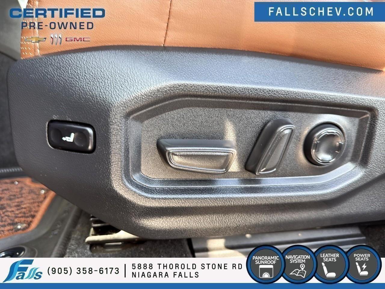 2022 Toyota Tundra Platinum PLATINUM,1794,PANO ROOF,LEATHER Photo