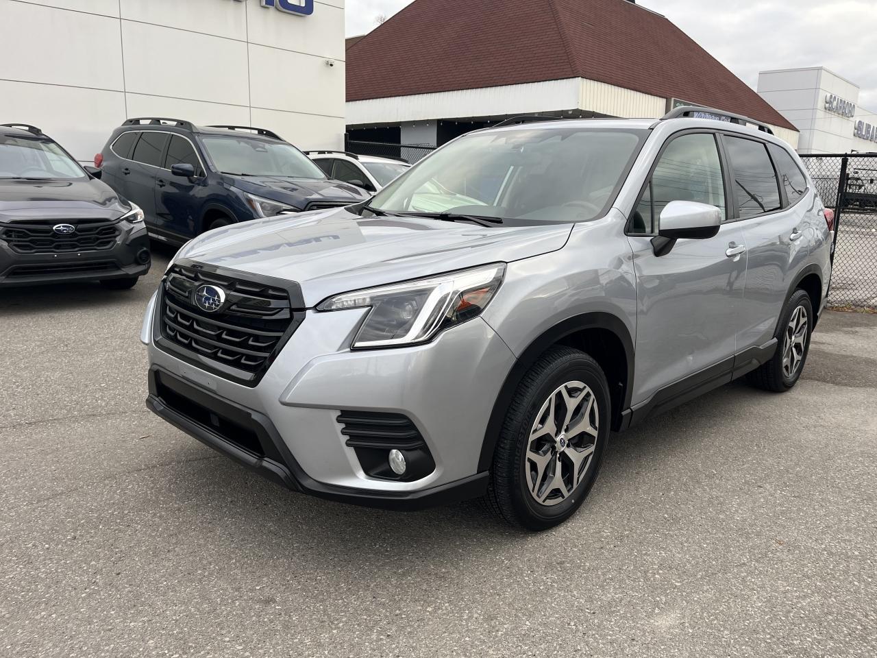 2022 Subaru Forester Convenience CVT, FROM 3.99% FINANCING AVAILABLE Photo0
