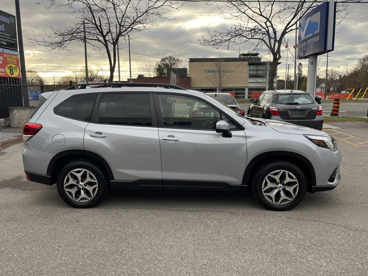 2022 Subaru Forester Convenience CVT, FROM 3.99% FINANCING AVAILABLE Photo