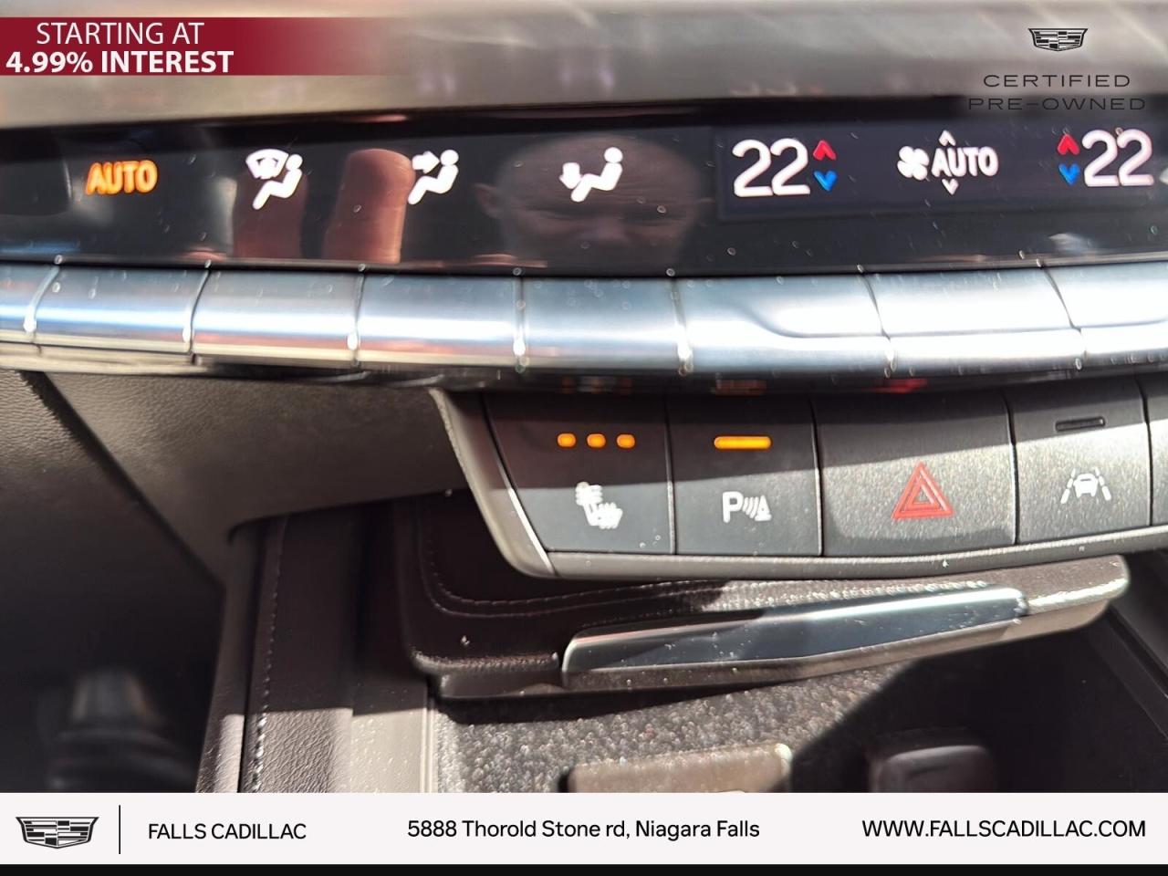 2024 Cadillac XT4 Luxury LUXURY,AWD,LEATHER,H.SEATS,P.LIFT Photo