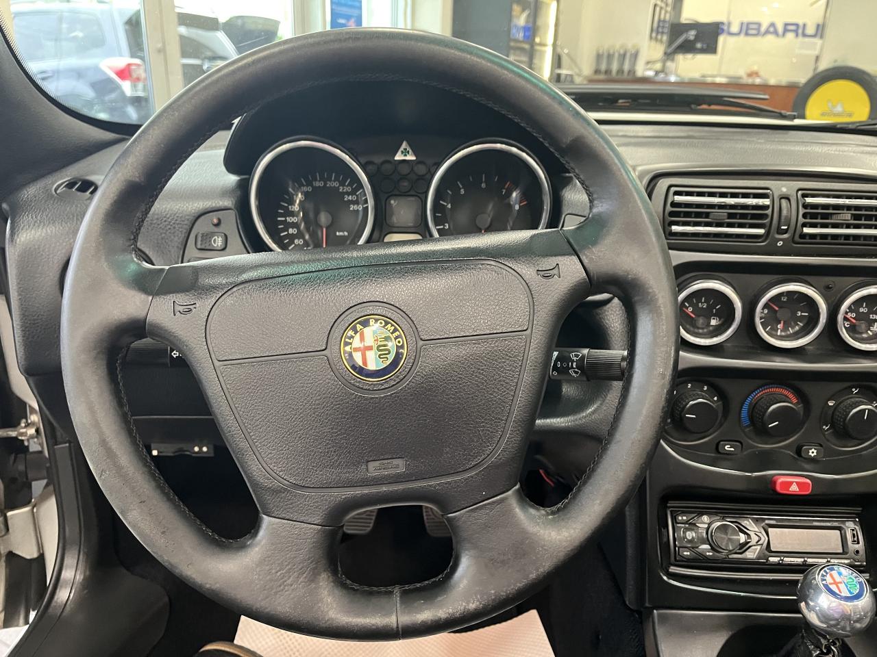 1996 Alfa Romeo Spider  Photo