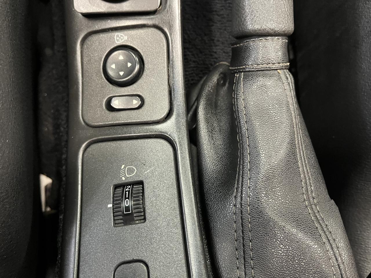 1996 Alfa Romeo Spider  Photo