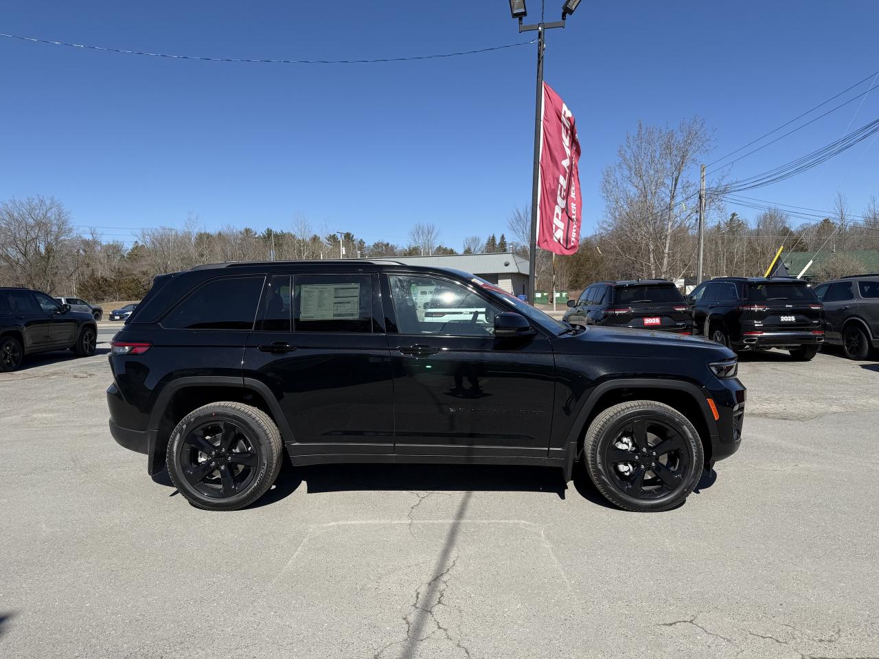 2025 Jeep Grand Cherokee Limited 4X4 - Demo Vehicle!  New rates! Photo