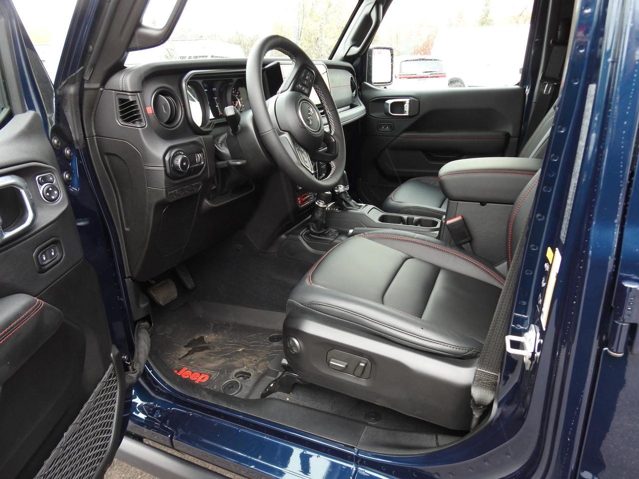 2025 Jeep Wrangler Rubicon X 4 Door 4x4 - DEMO - 0% UP TO 72 MONTHS Photo